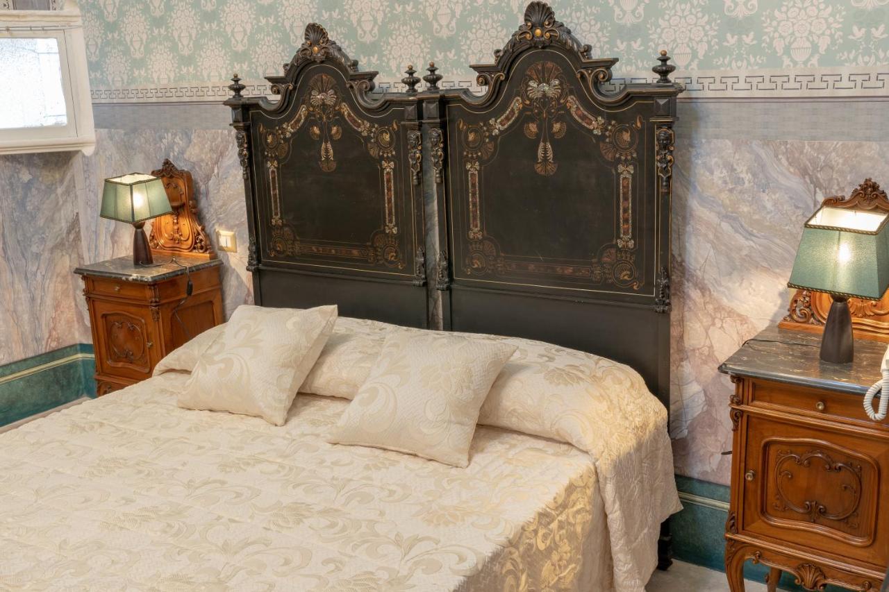 Il Cavaliere Al Borgo Antico Hotel โกแปร์ติโน ภายนอก รูปภาพ
